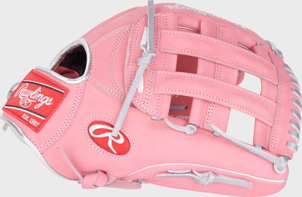 Fernando Tatís Jr. Heart of the Hide Outfield Glove