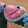 Exclusive Heart of the Hide 32.5" Catcher's Mitt, Right Hand Throw - Image 7